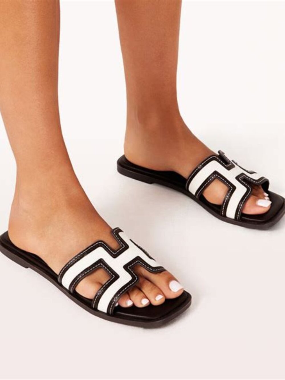 Billini "Gordy Wheat Linen Black Sandal Size 7